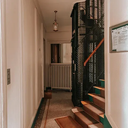 Petit Central, Avec Ascenseur דירה *